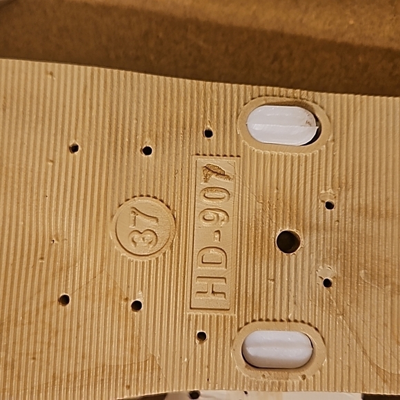 NWT Isla Bonita Shell thong sandals size 6 - Picture 7 of 7